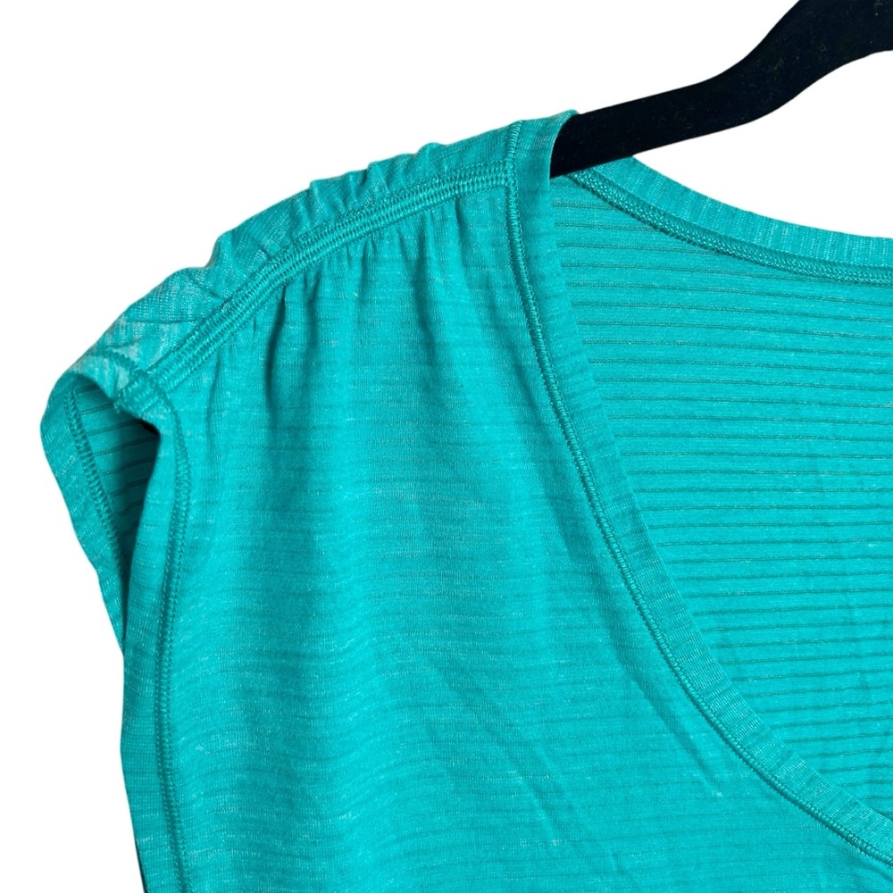 Lululemon Sweat Times Short Sleeve
Heathered Eucalyptus - Picture 2 of 4